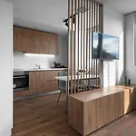 Ultima, Nilie Hospitality Mgmt 塞萨洛尼基