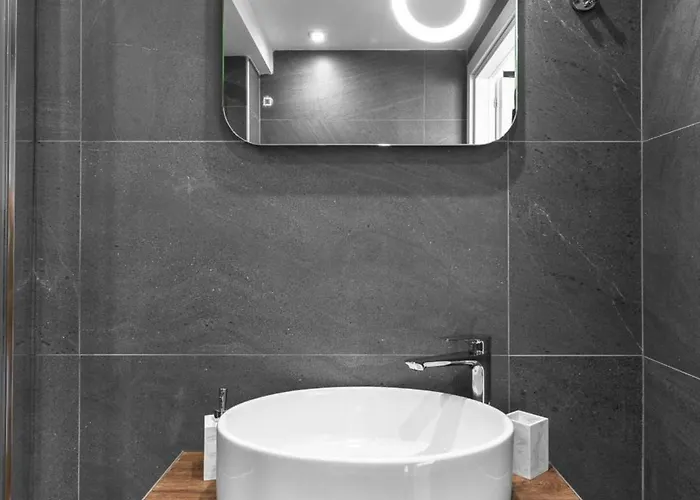 Ultima, Nilie Hospitality Mgmt Apartamento