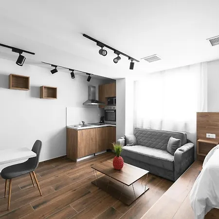 Ultima, Nilie Hospitality Mgmt Apartman